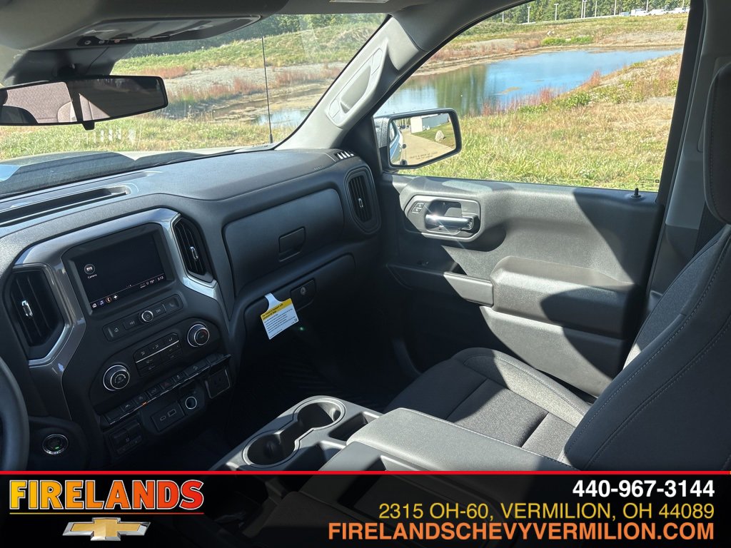 New 2026 Chevrolet Silverado 1500 Custom Trail Boss w/ LPO, Dark Essentials Package image 39