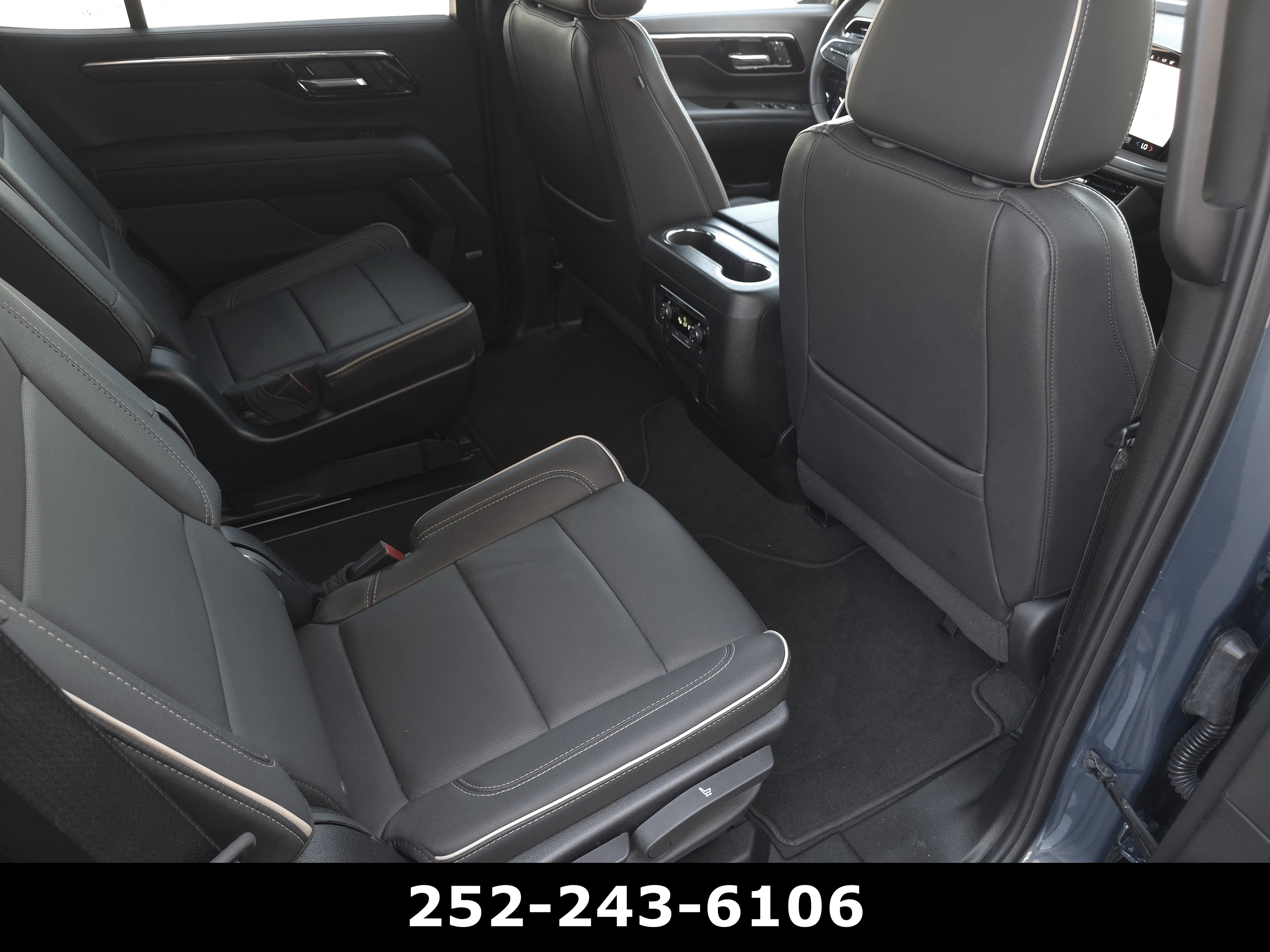 Used 2025 Chevrolet Tahoe Premier RWD image 46