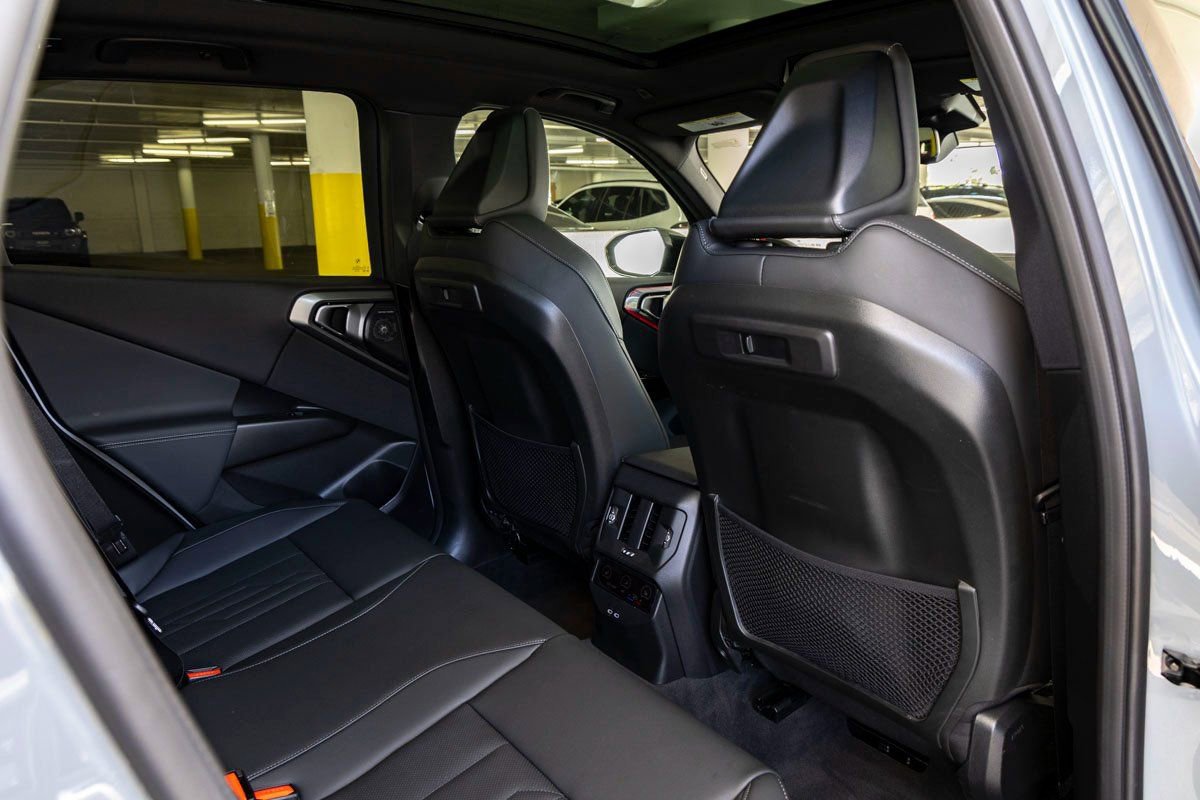 Certified 2026 BMW X3 M50 image 28