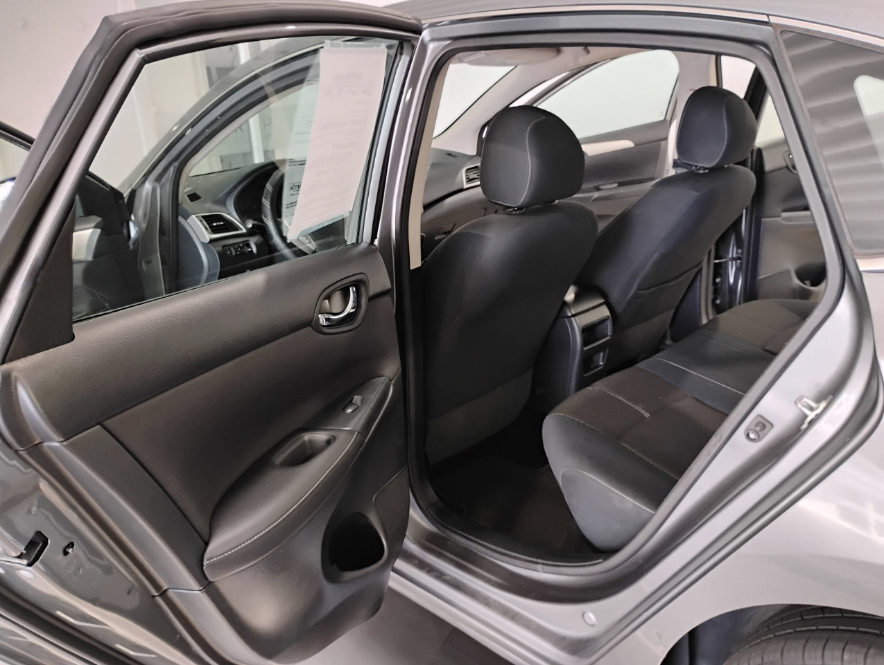 Used 2017 Nissan Sentra S image 7