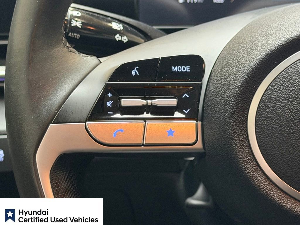 Certified 2025 Hyundai Elantra SEL FWD image 22