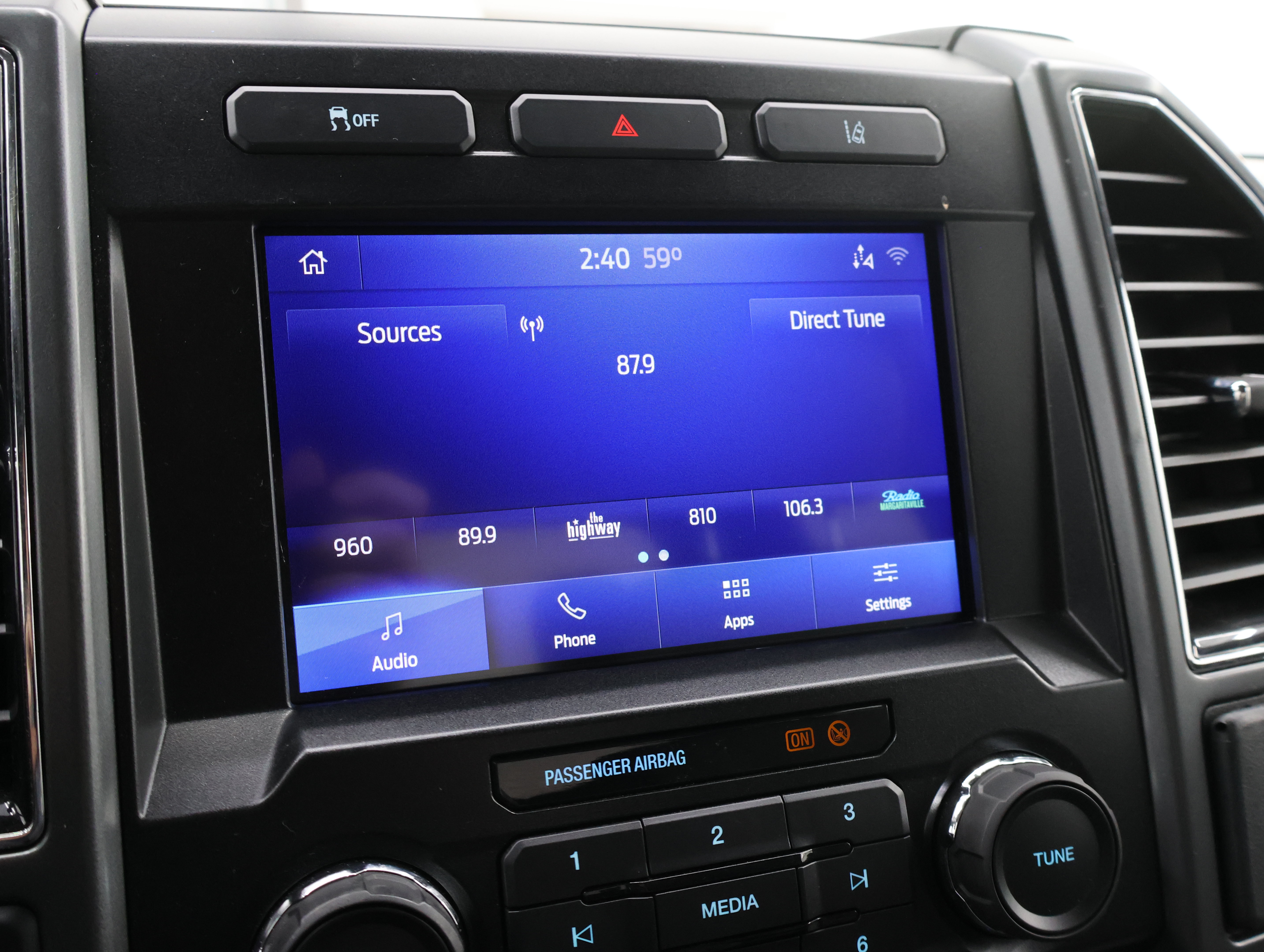 Used 2020 Ford F250 XLT w/ XLT Value Package AWD/4WD image 11