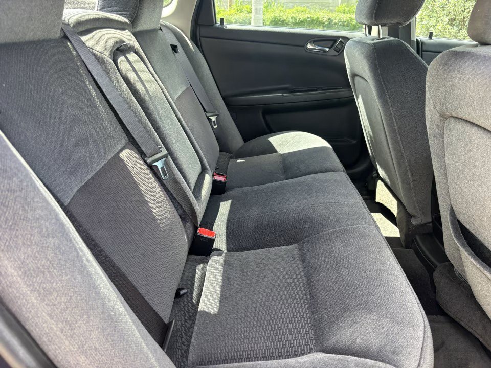 Used 2012 Chevrolet Impala LT FWD image 25