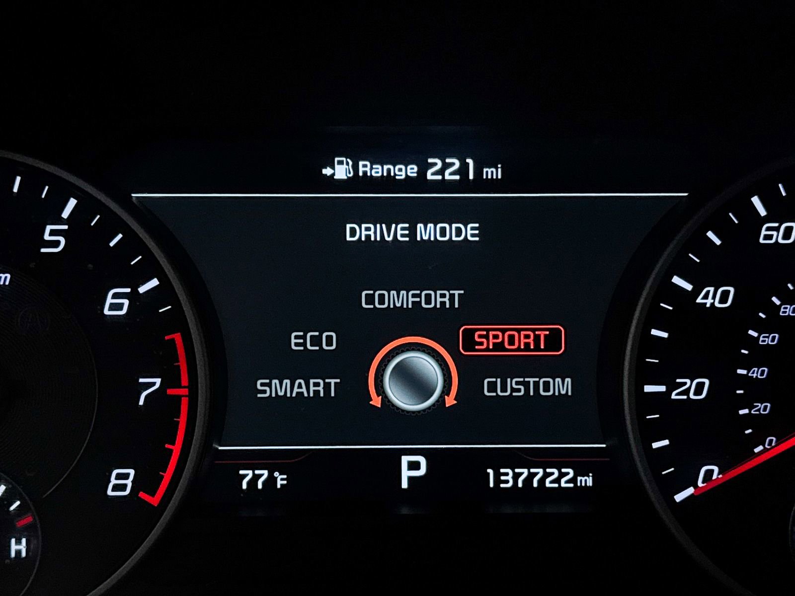 Used 2018 Kia Stinger Premium image 10