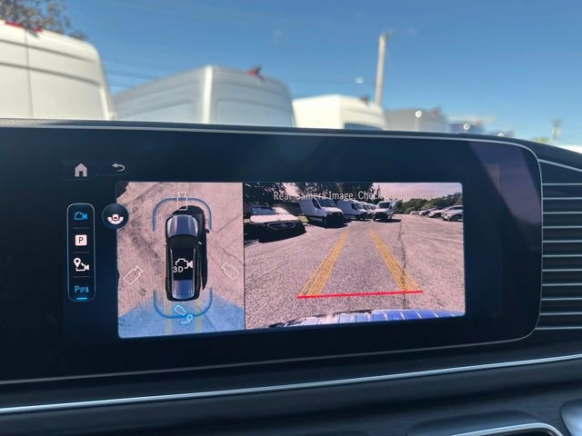 New 2026 Mercedes-Benz GLS 450 4MATIC image 43
