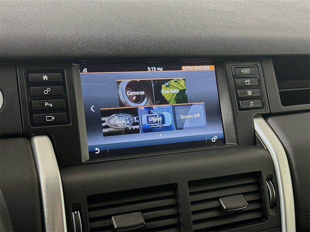 Used 2019 Land Rover Discovery Sport SE image 19