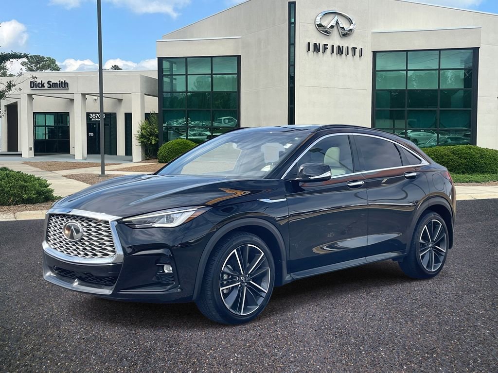 Used 2025 INFINITI QX55 Luxe w/ Cargo Package image 3