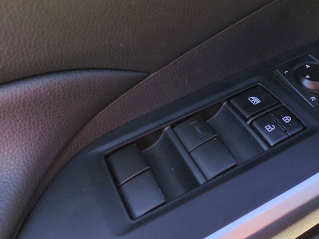 Certified 2021 Toyota RAV4 LE AWD/4WD image 12