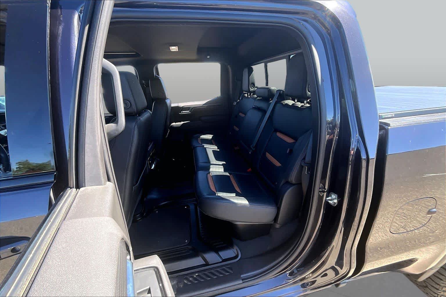Used 2023 GMC Sierra 1500 AT4 w/ AT4 Premium Package AWD/4WD image 20