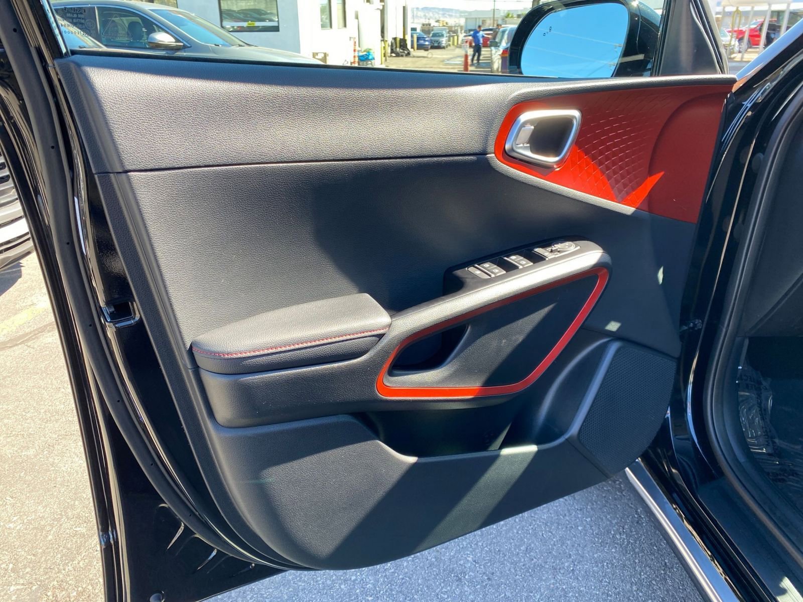 Used 2023 Kia Soul GT-Line image 18