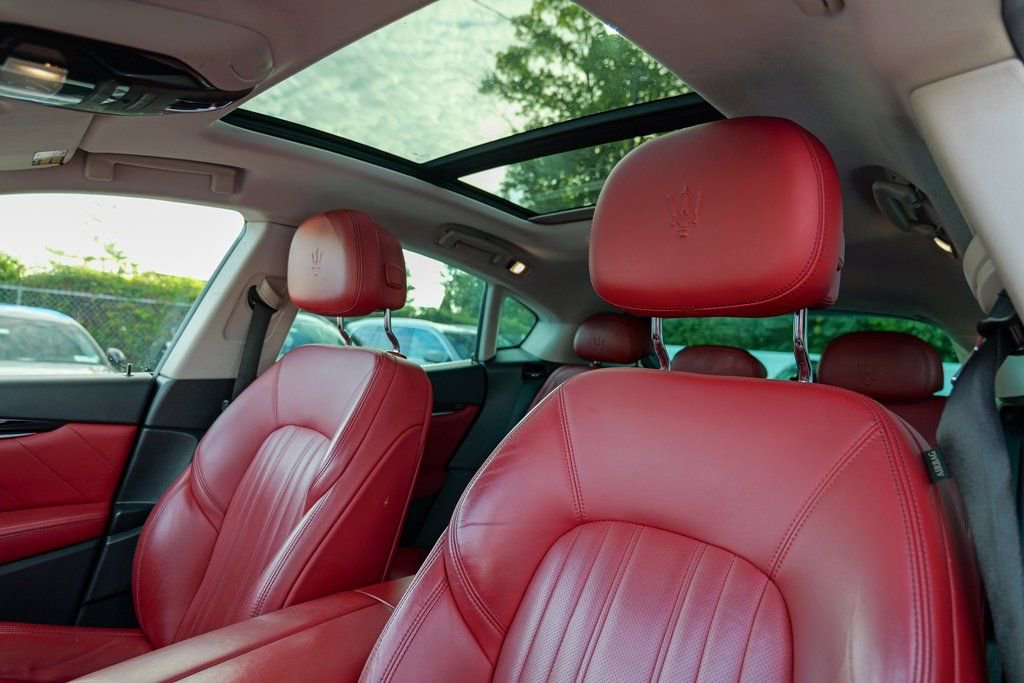 Used 2019 Maserati Levante Base image 22