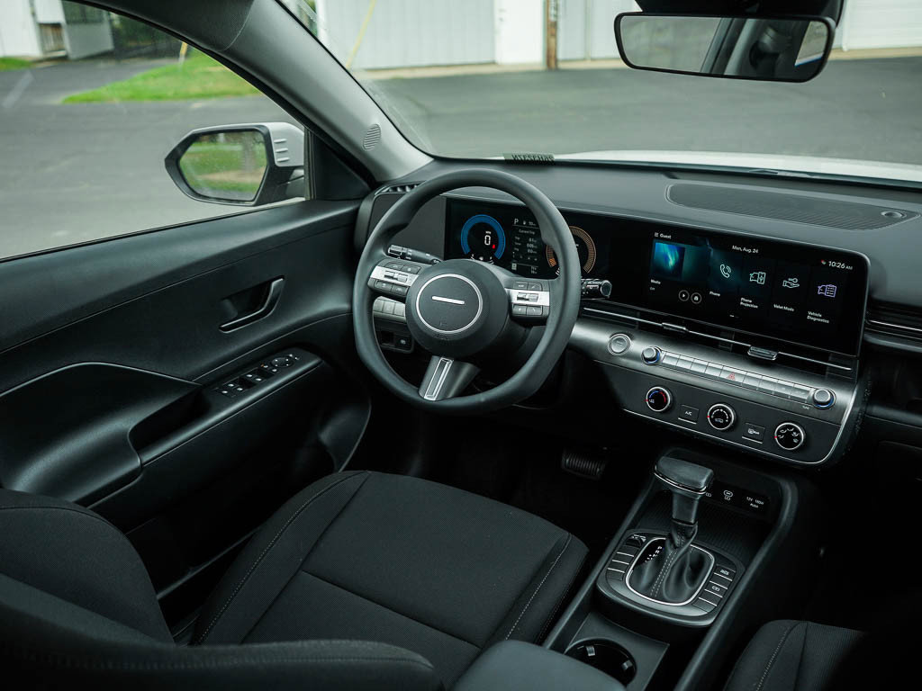 New 2027 Hyundai Kona SE FWD image 14
