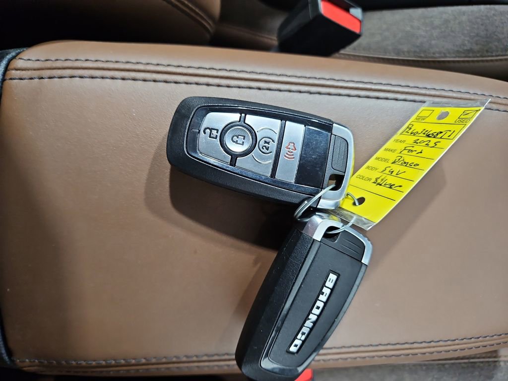 Used 2025 Ford Bronco Sport Outer Banks AWD/4WD image 28