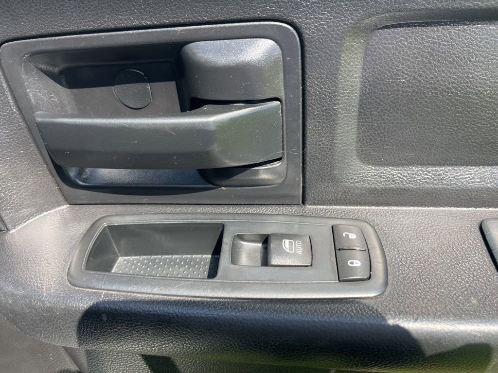 Used 2016 RAM 4500 Tradesman w/ Chrome Appearance Group AWD/4WD image 10