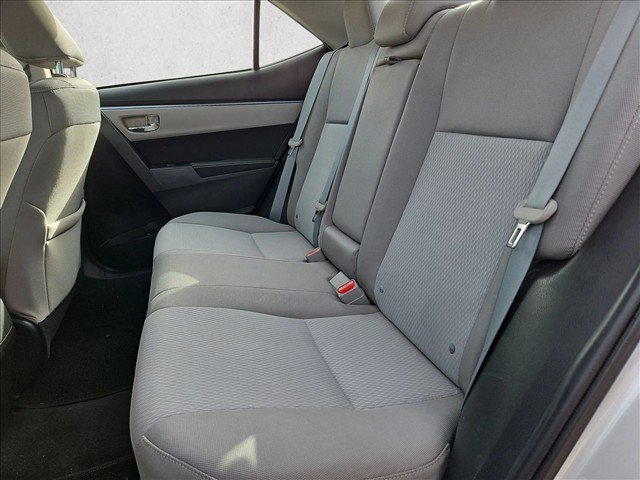 Used 2016 Toyota Corolla LE FWD image 18