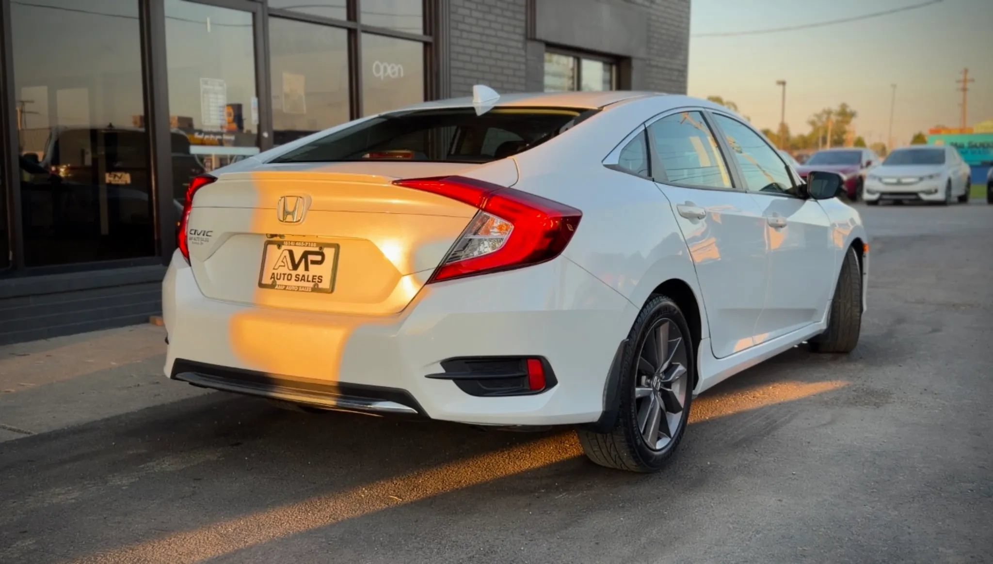 Used 2020 Honda Civic EX image 2