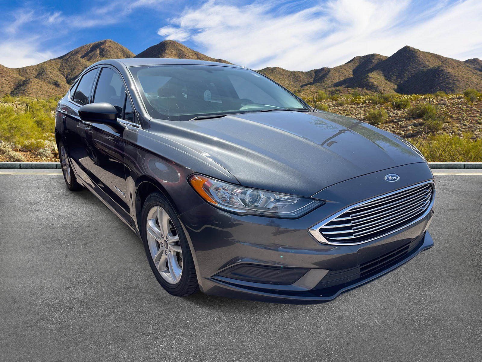 Used 2018 Ford Fusion SE FWD image 3