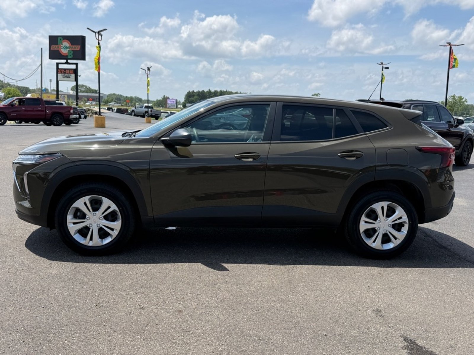 Used 2024 Chevrolet Trax LS FWD image 5