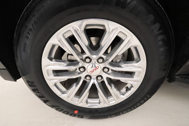 Used 2023 GMC Yukon SLT w/ SLT Premium Package image 7