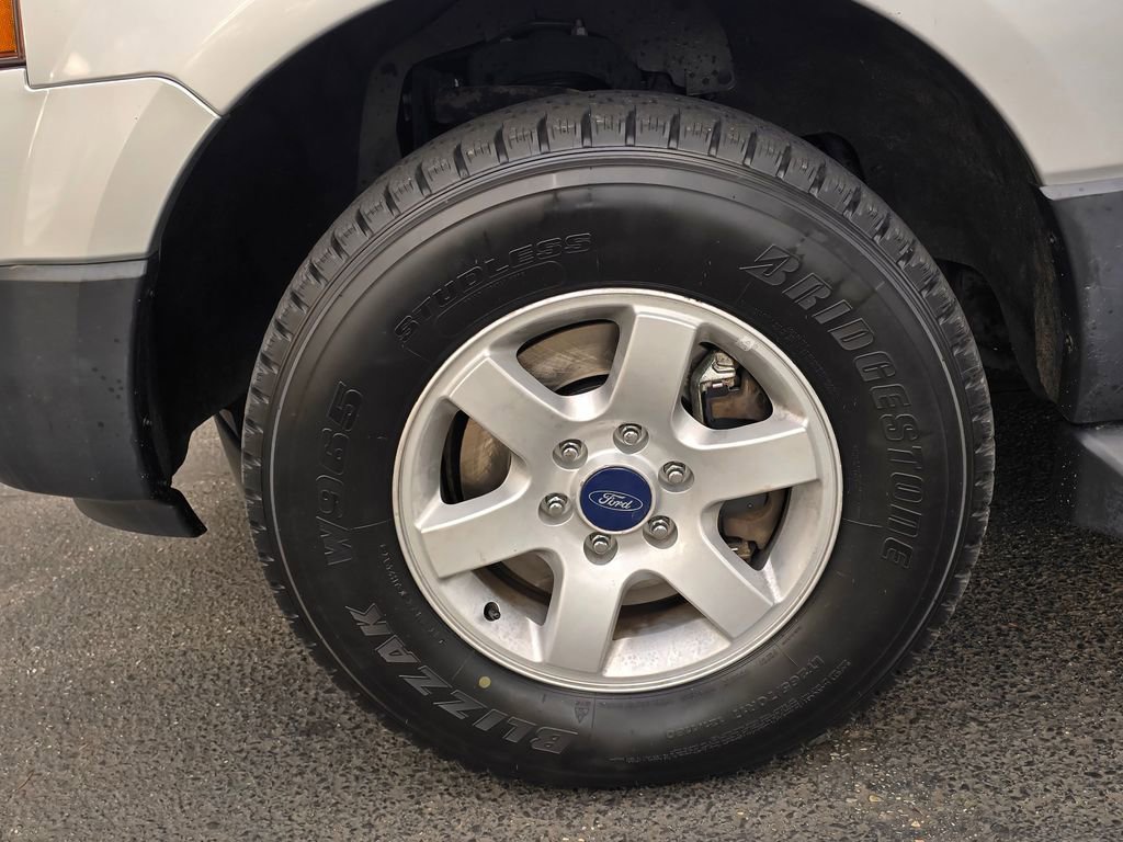 Used 2017 Ford Expedition EL XL w/ Equipment Group 101A image 10