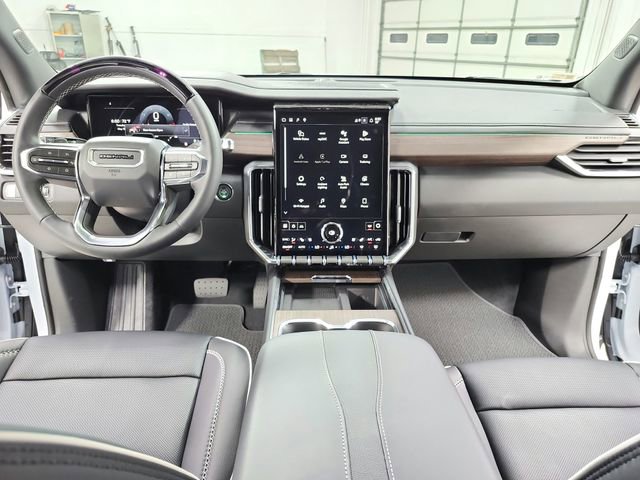 New 2026 GMC Acadia Denali w/ Super Cruise Package FWD image 27
