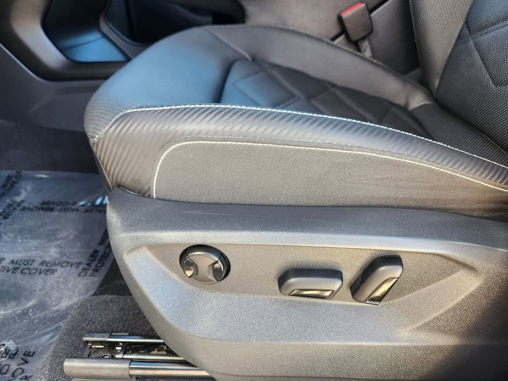 Used 2024 Volkswagen Atlas Cross Sport SE image 14