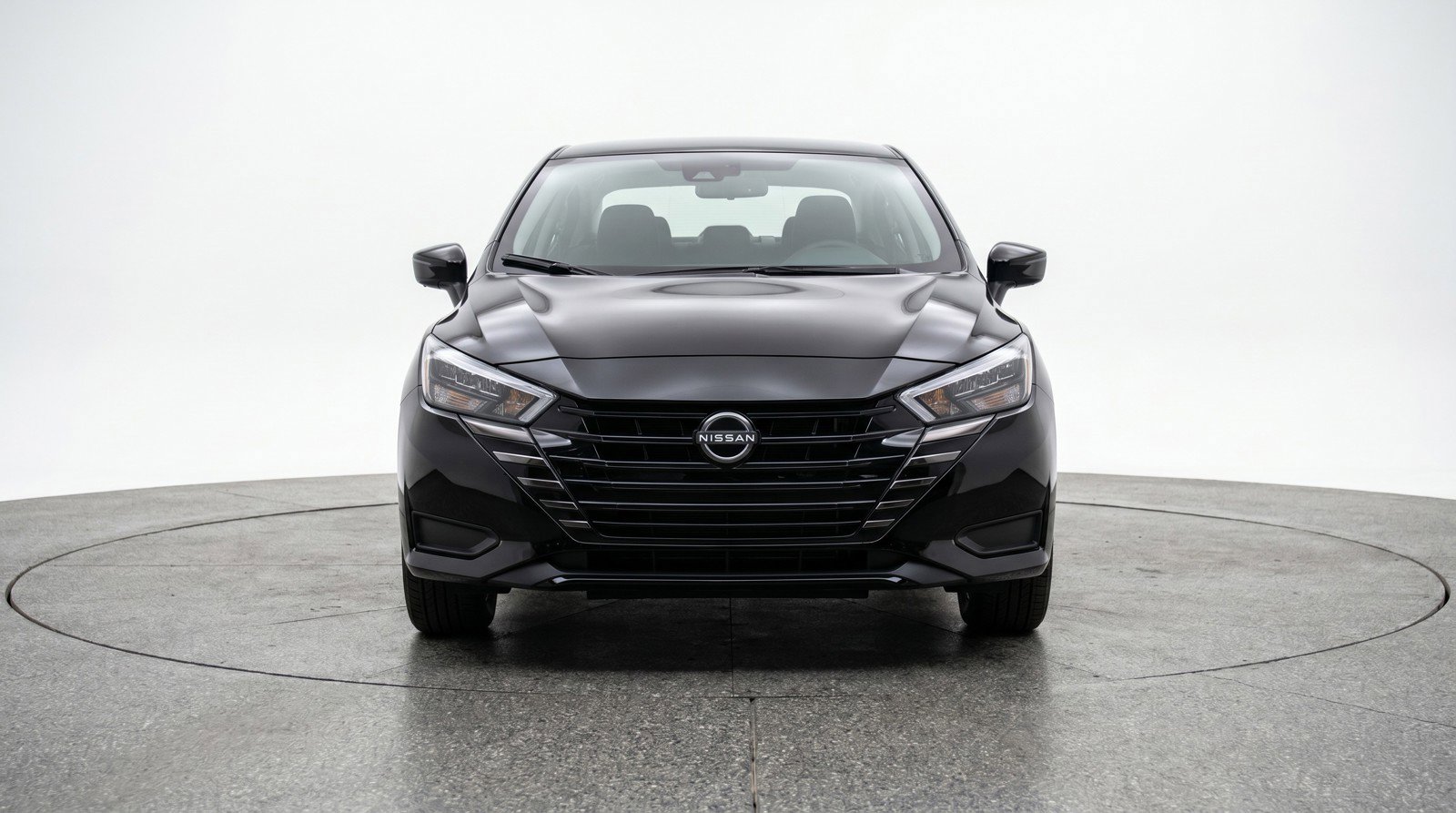 Used 2025 Nissan Versa SV image 2