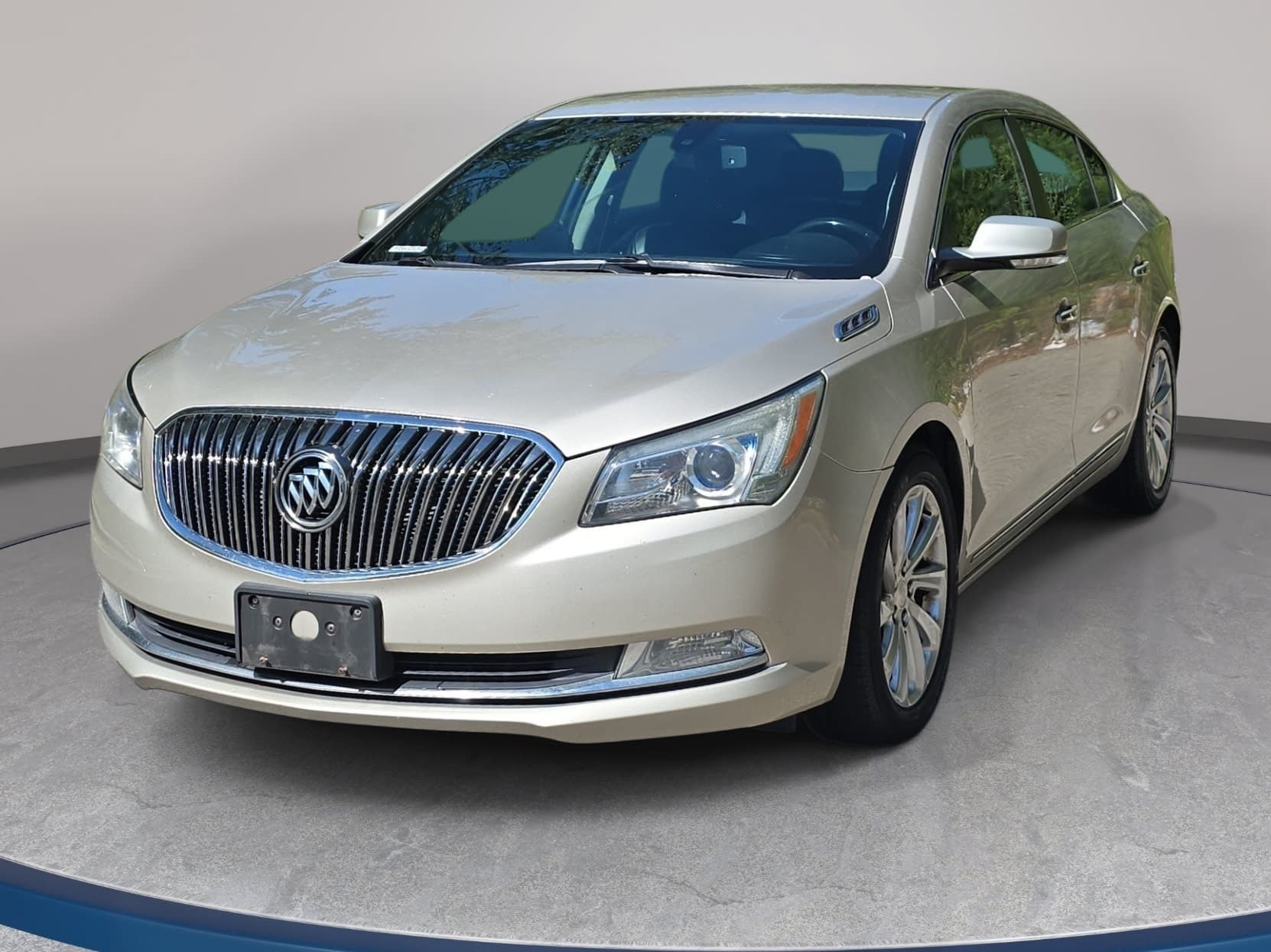 Used 2015 Buick LaCrosse Leather FWD image 1