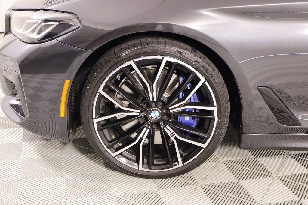 Certified 2023 BMW 540i xDrive w/ M Sport Package image 19