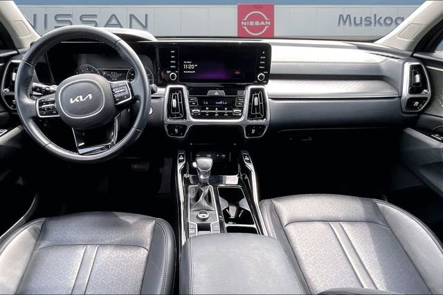 Used 2022 Kia Sorento SX AWD/4WD image 7