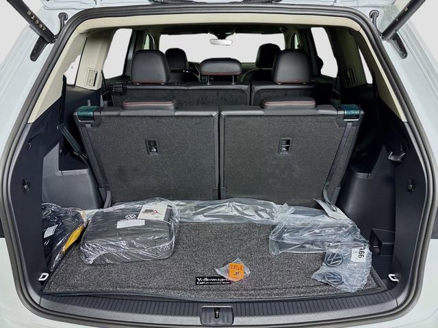 New 2026 Volkswagen Atlas Peak Edition image 27