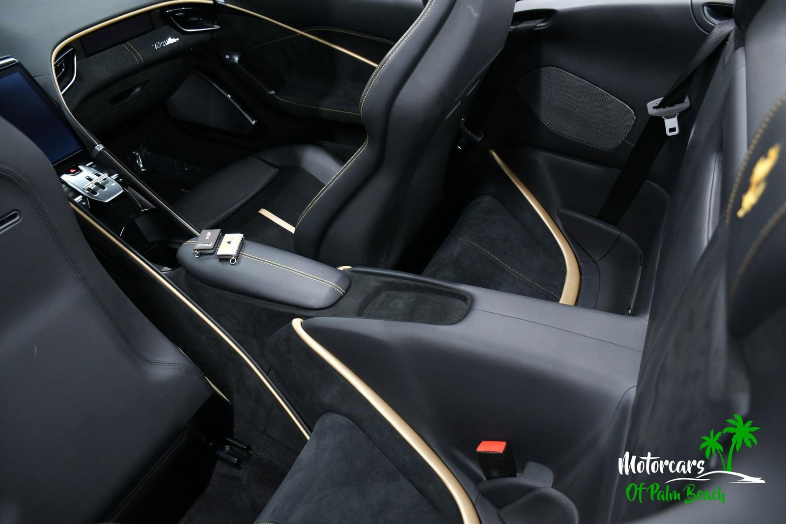 Used 2024 Ferrari Roma Spider RWD image 56