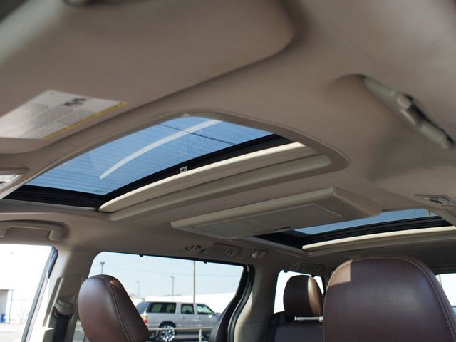 Used 2016 Toyota Sienna Limited Premium image 6