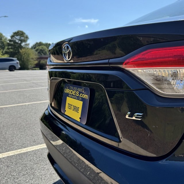 Used 2020 Toyota Corolla LE image 6