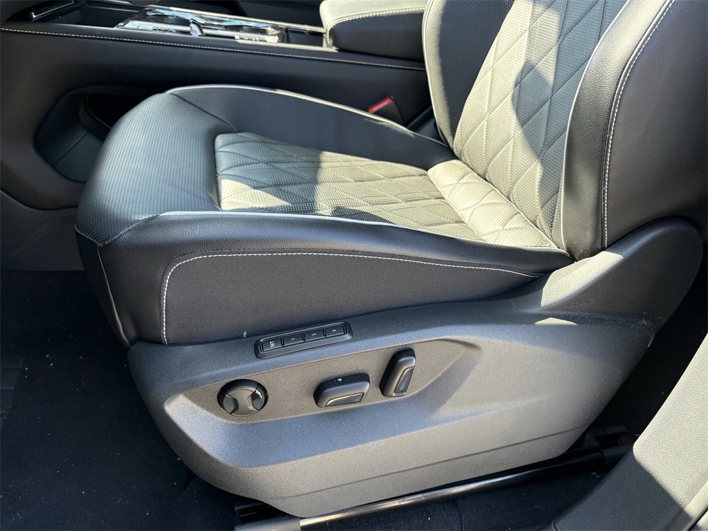 Used 2024 Volkswagen Atlas SEL Premium R-Line image 13