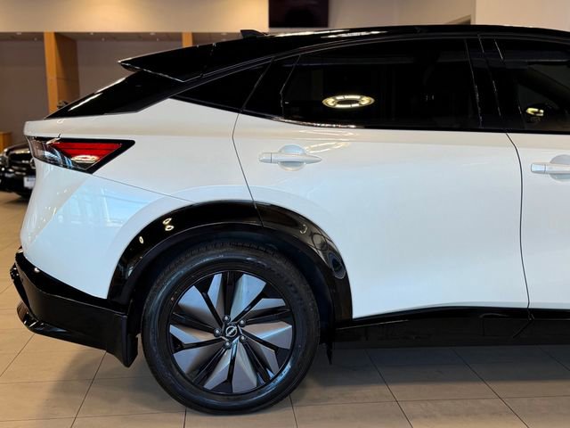 Used 2023 Nissan Ariya AWD image 17