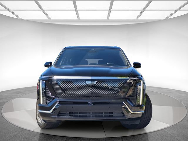 Certified 2026 Cadillac Vistiq Luxury AWD/4WD image 2