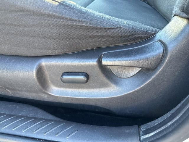 Used 2011 Ford Escape XLT w/ 201A Rapid Spec Order Code image 20