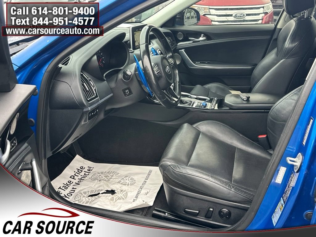Used 2018 Kia Stinger Premium RWD image 12