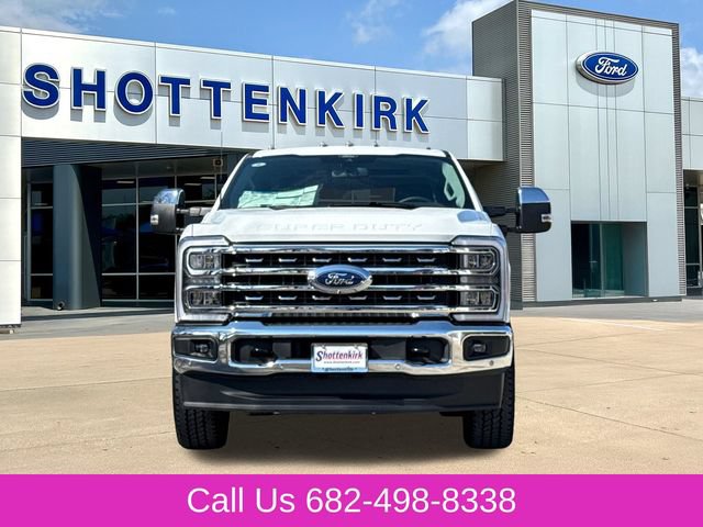 New 2026 Ford F250 Lariat w/ Lariat Premium Package AWD/4WD video 2