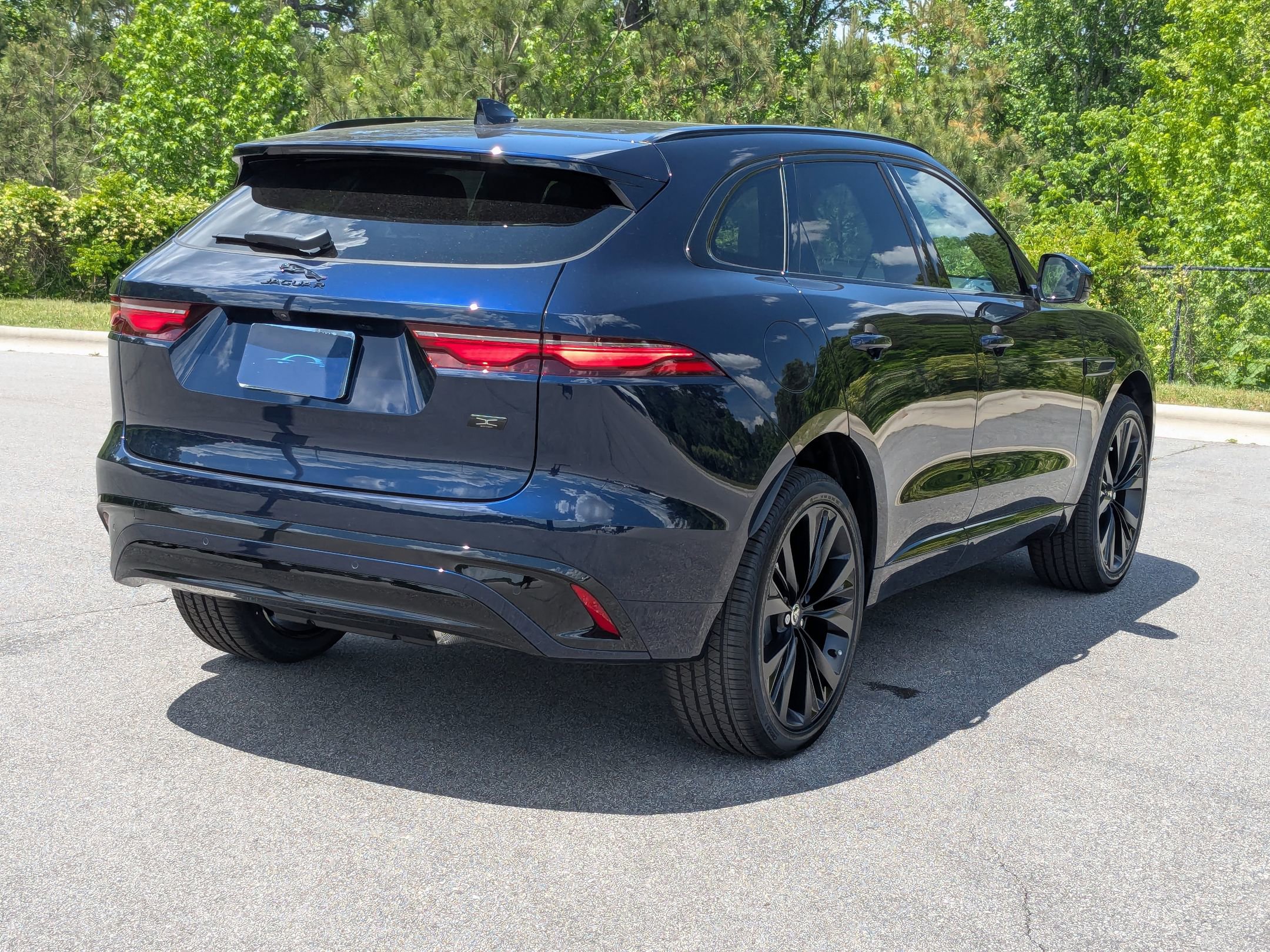 New 2026 Jaguar F-PACE R-Dynamic S image 6
