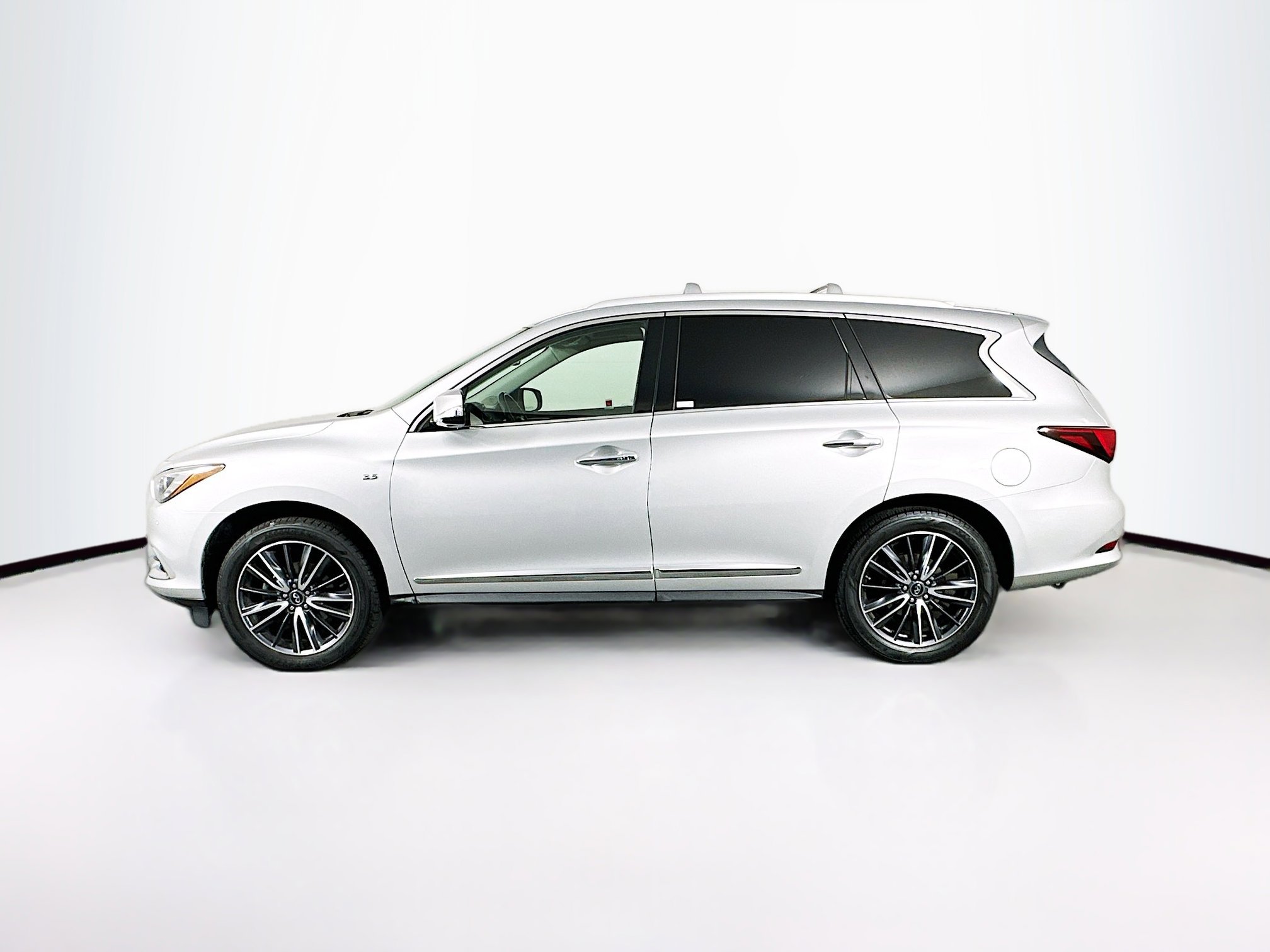 Used 2017 INFINITI QX60 Luxe w/ Premium Plus Package image 4