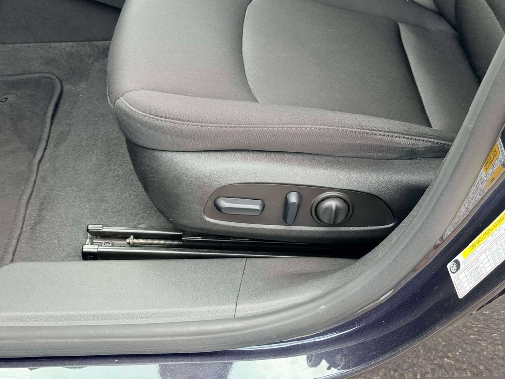 Used 2023 Chevrolet Malibu LT w/ Driver Confidence Package FWD image 16