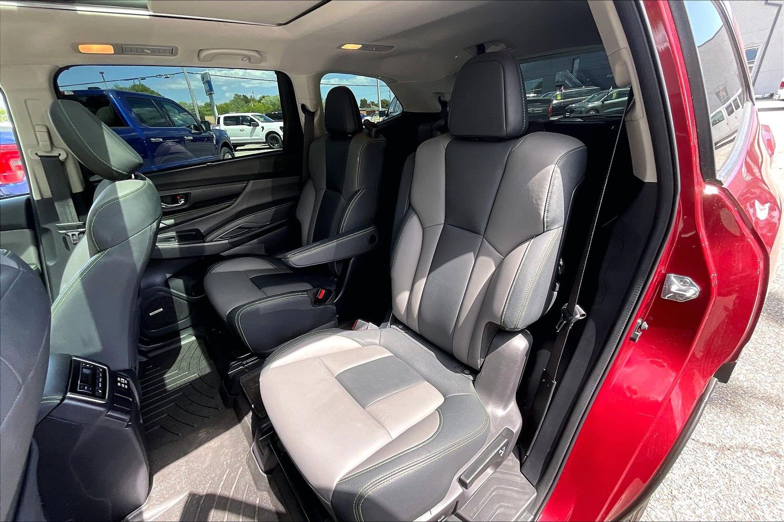 Used 2023 Subaru Ascent Onyx Edition Limited AWD/4WD image 25