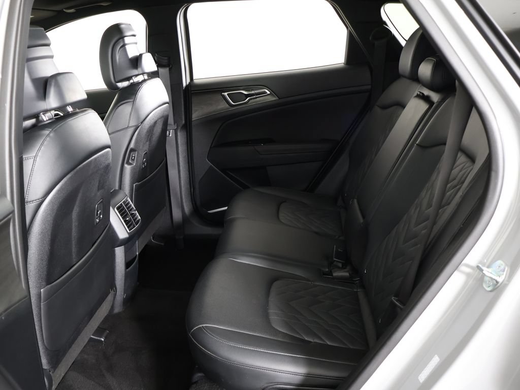 Used 2025 Kia Sportage X-Line w/ Premium Package AWD/4WD image 36