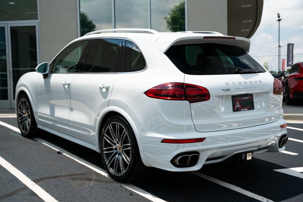 Used 2015 Porsche Cayenne Turbo AWD/4WD image 17