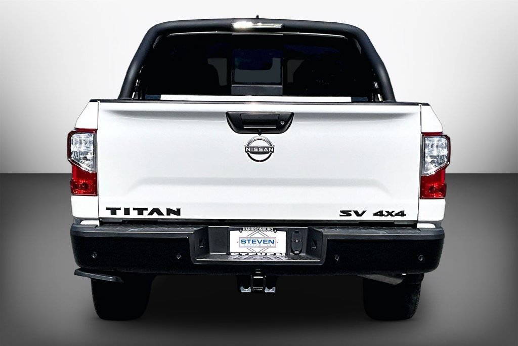 Certified 2024 Nissan Titan SV w/ SV Bronze Edition Package AWD/4WD image 5