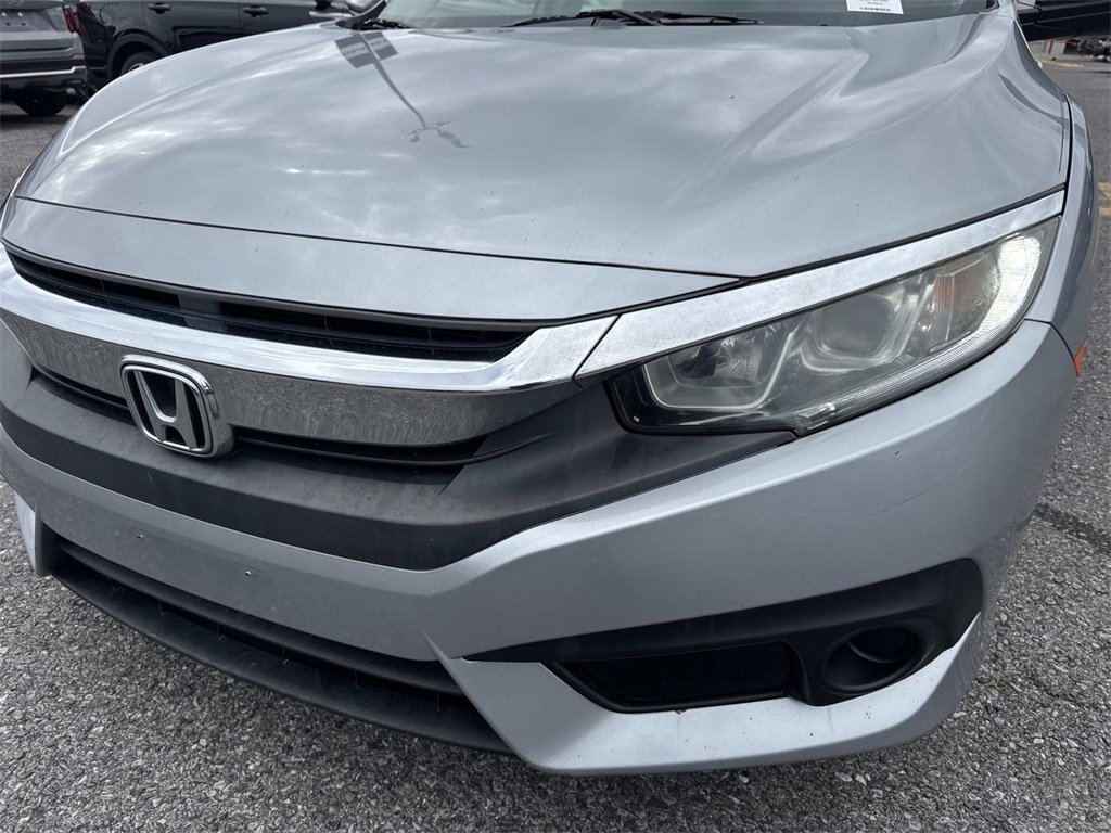 Used 2017 Honda Civic EX image 3