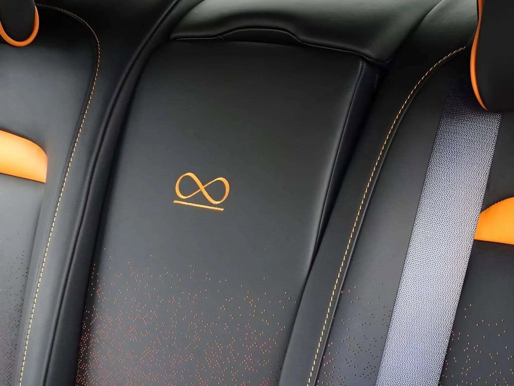 Used 2024 Rolls-Royce Ghost Black Badge w/ Black Badge Ghost Package image 20