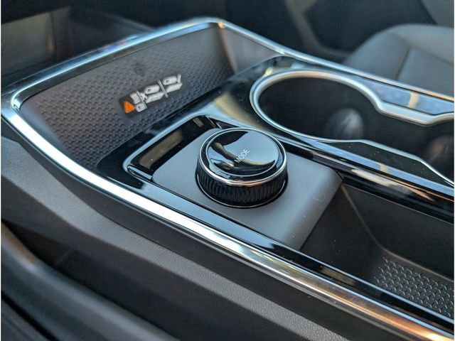 New 2026 Chevrolet Equinox LT w/ Convenience Package II image 22